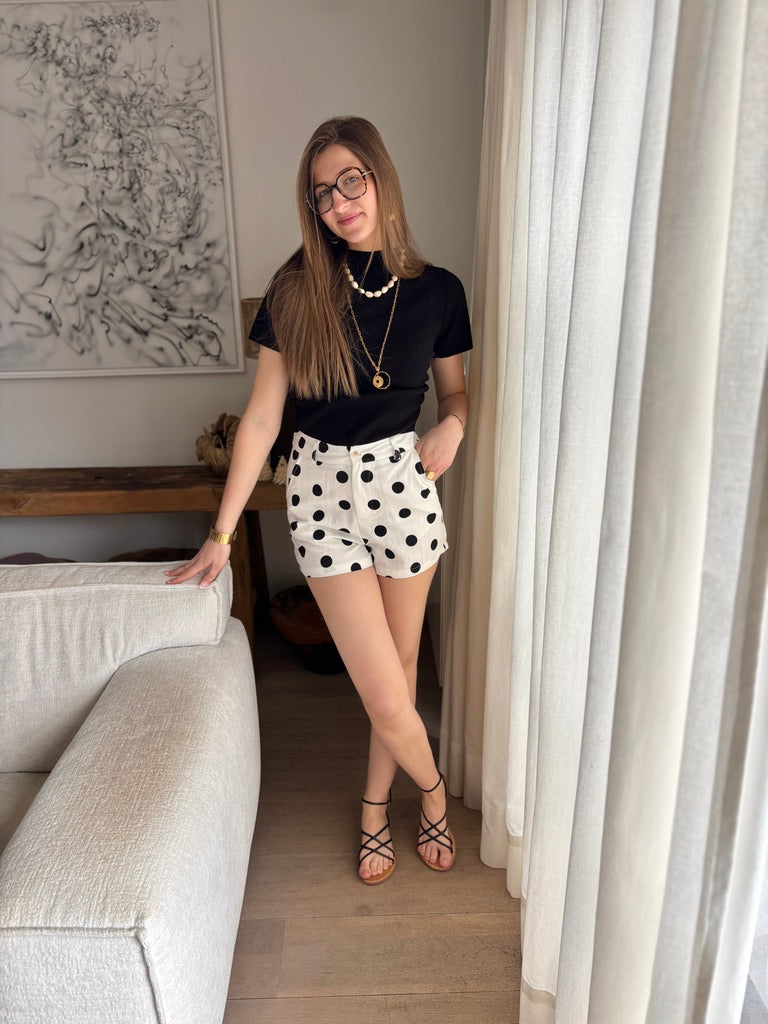 Short SUZANNE