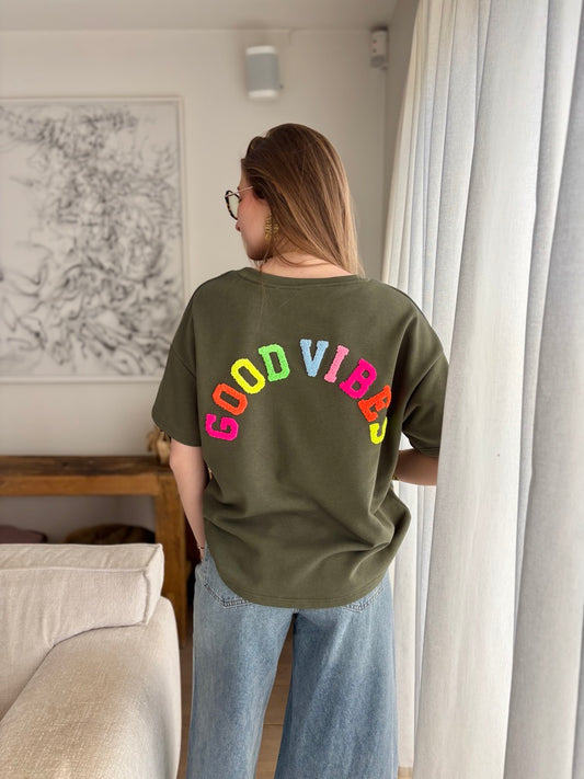 T-shirt GOOD VIBES