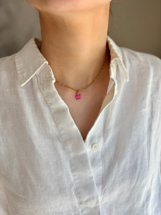Collier AVA