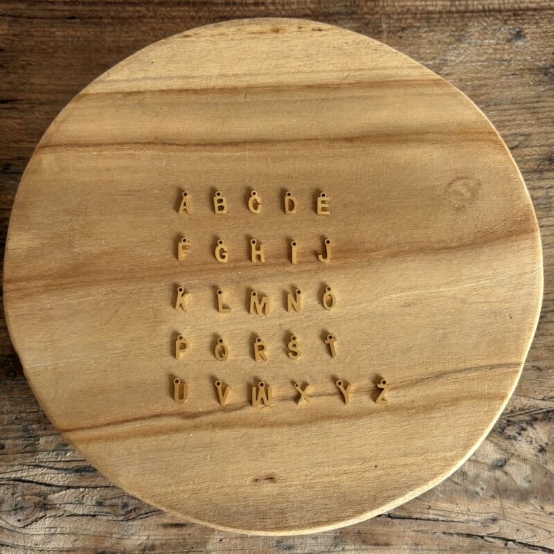 PETITES LETTRES