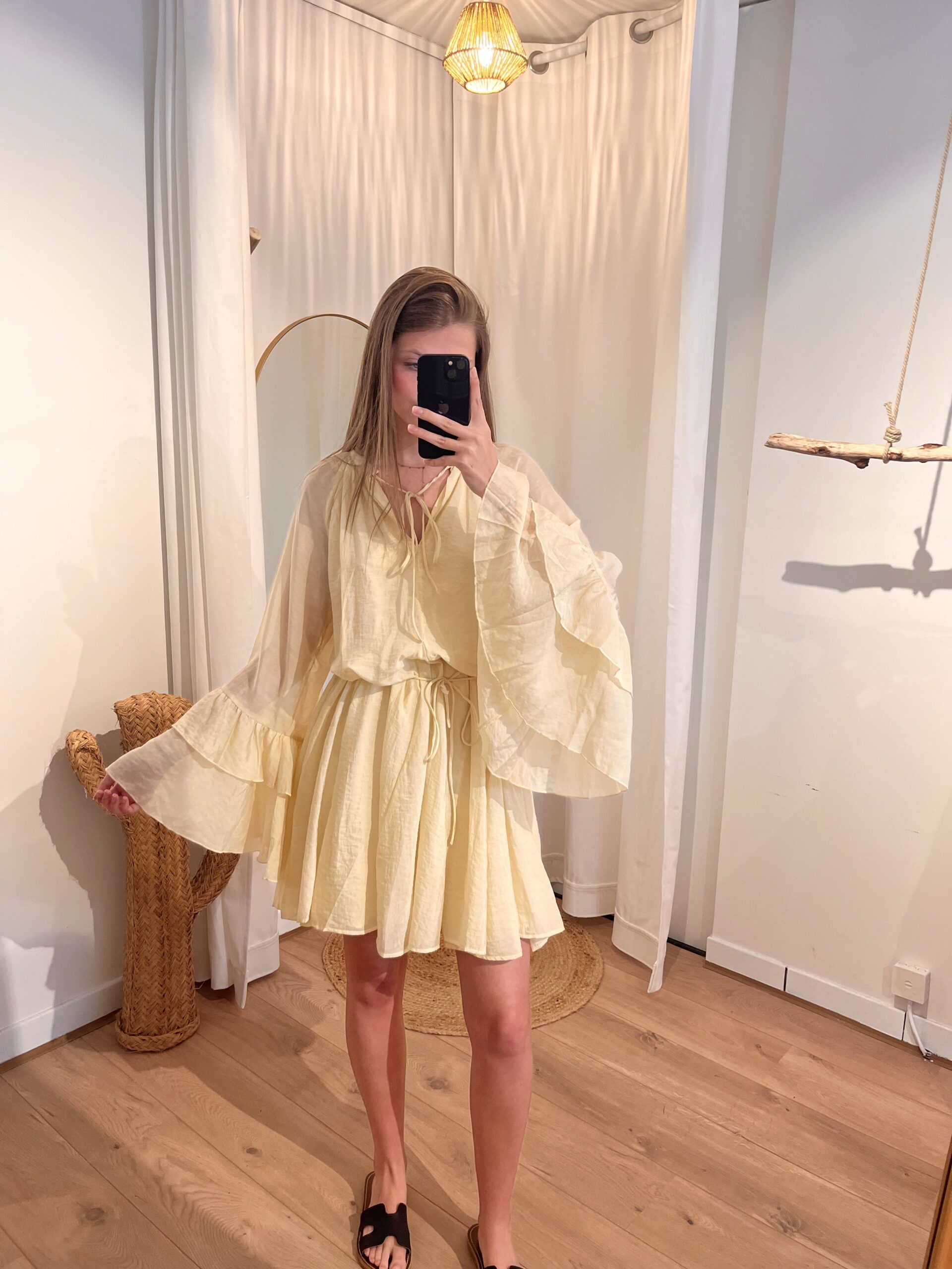 HÉLÈNA – Image 2